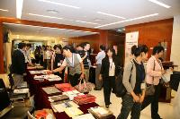 Conference participants visited Vendors' Display Booths in the UL Lobby